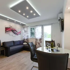  Apartman Reza Luxury Croatia